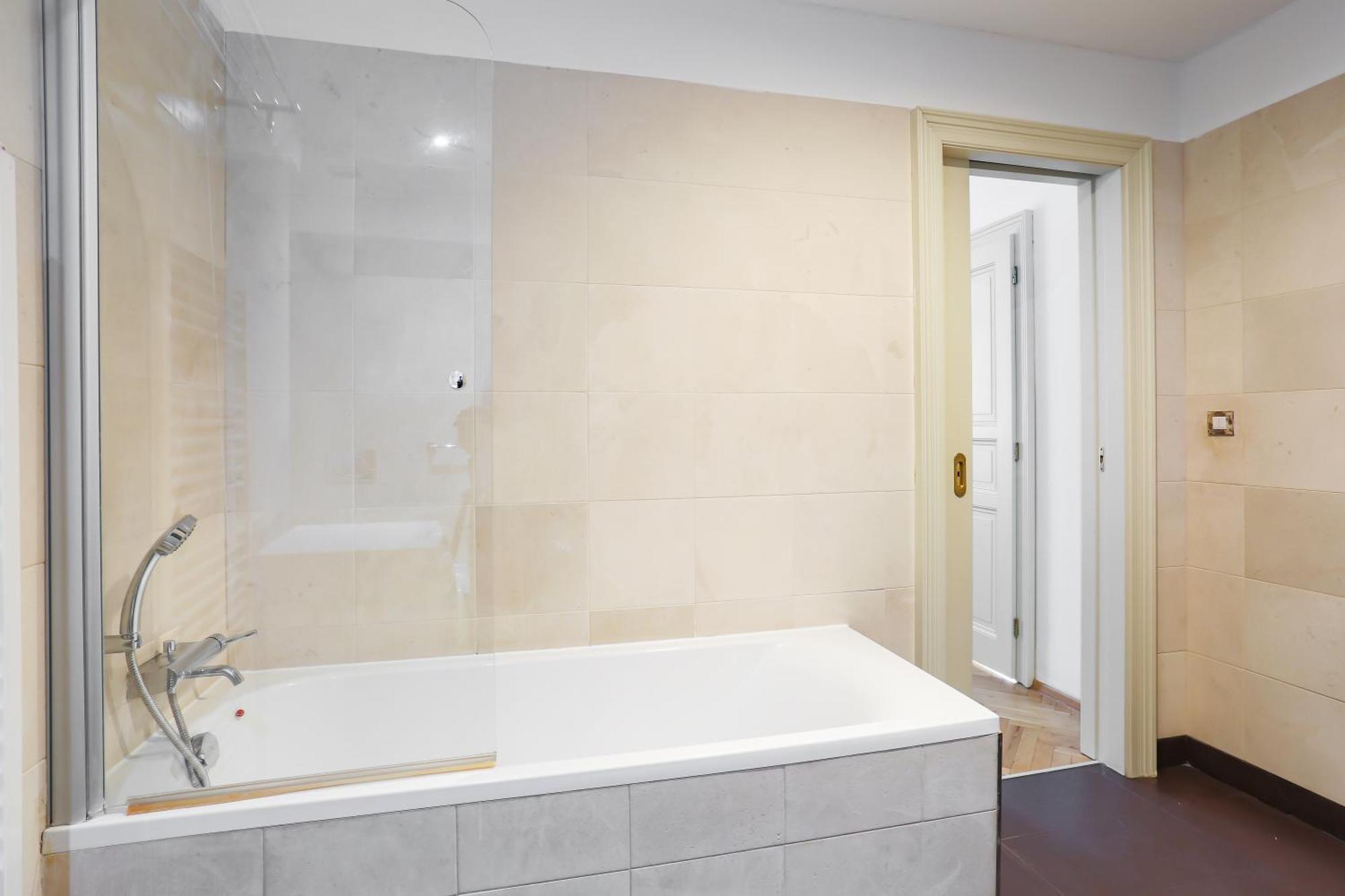 Apartament Biblion